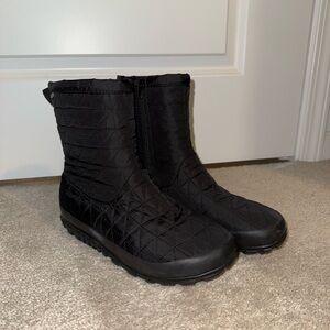 Quilted Black Women's Boots
